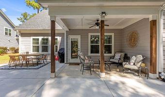 590 Legacy Lakes Way, Aberdeen, NC 28315