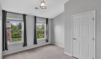 284 Broadstone Dr, Adams Twp., PA 16046