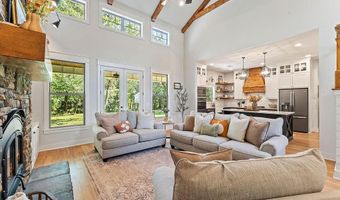 4205 Rainbow Farm Rd, Bentonville, AR 72713