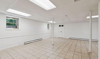 3 Tidewater Cv, Falmouth, ME 04105