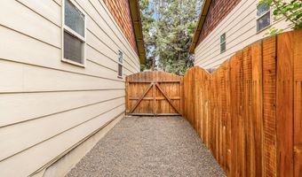 1009 SW Crosscut Ct, Bend, OR 97702