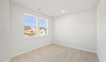 42051 NIGHT NURSE Cir, Ashburn, VA 20148