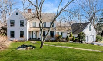 150 N Old Stone Bridge Rd, Cos Cob, CT 06807