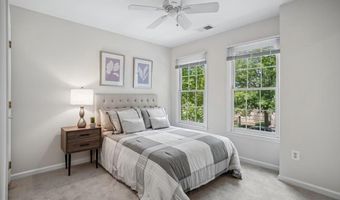 2422 14TH St N, Arlington, VA 22201