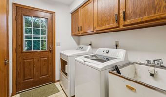 1601 S IRMA St, Appleton, WI 54915