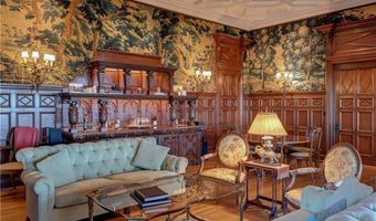 127 Harrison Ave 2, Newport, RI 02840