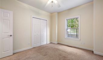 40 Merritt Dr, Bella Vista, AR 72714