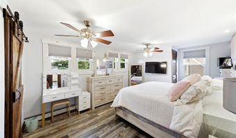 12 S Bay Ave, Amityville, NY 11701