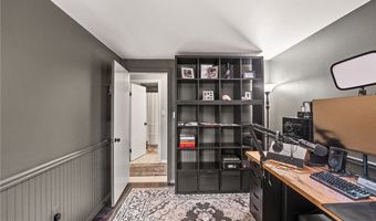 94 Maxson Hill Rd, Hopkinton, RI 02804