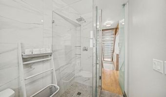 709 Indianola Ave, Ann Arbor, MI 48105