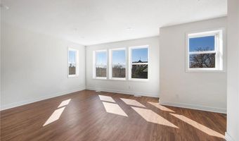 2604 Golden Valley Rd, Minneapolis, MN 55411