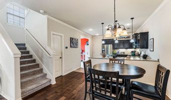 908 NE Arleta Gdns, Bentonville, AR 72712