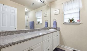 15484 Walnut Gln, Alexander, AR 72202