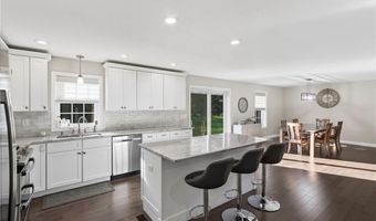 23 Sanford Farm Rd, Exeter, RI 02822