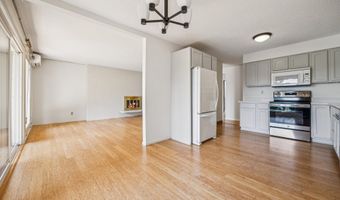 1400 SE LAVA Dr 6, Milwaukie, OR 97222