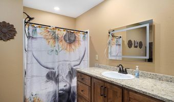 18519 Farm Road 2000, Aurora, MO 65605