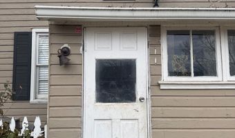 491 N LATHAM St N, Alexandria, VA 22304