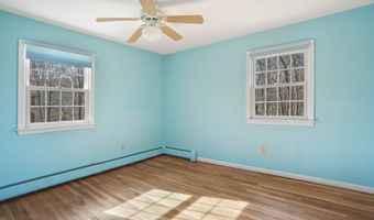 10 Tanglewood Dr, Danbury, CT 06811