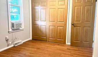 55 Oregon Ave, Middletown, NJ 07748