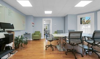 211 Montowese St 1st floor, Branford, CT 06405