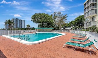 2905 Point East Dr L514, Aventura, FL 33160
