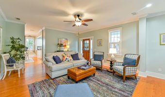 6 Carolina Ln, Beaufort, SC 29907