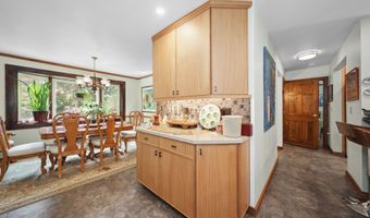 11 College Hill Rd, Canaan, CT 06018