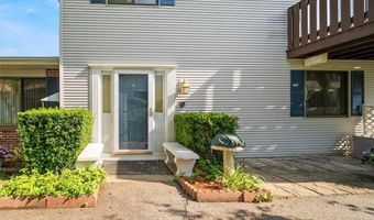 614 Pocasset Ct, Warwick, RI 02886