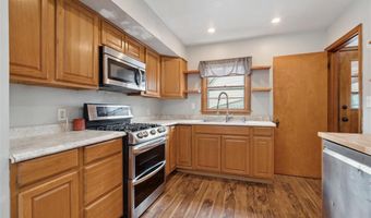 722 47th Ave, Amana, IA 52203