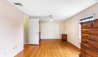 124 Longview Dr, Cranston, RI 02920