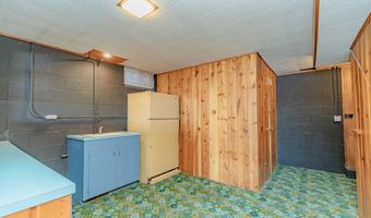 164 Park Pl, Arnolds Park, IA 51331