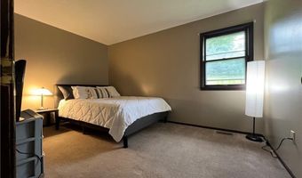 1423 Hickory St, Atchison, KS 66002