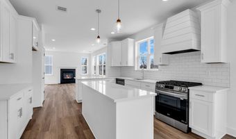1 Southern Blvd, Bayville, NJ 08721
