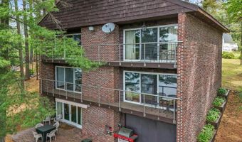 60 Abena Shr, Belgrade, ME 04917