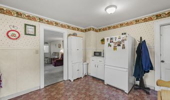15 Summit Ave, Adams, MA 01220