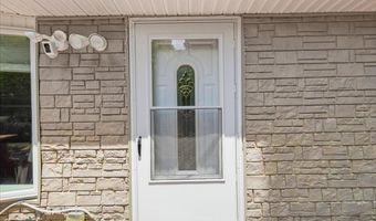17 Basswood Ct, Albrightsville, PA 18210