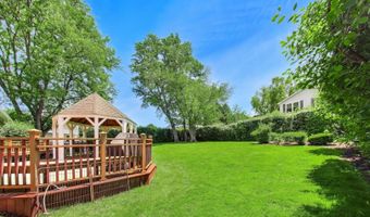 611 W Whiting Ln, Arlington Heights, IL 60004