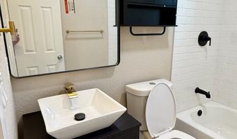 696 KESTNER Rd, Atlantic Beach, FL 32233