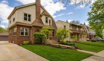 805 S Mitchell Ave, Arlington Heights, IL 60005