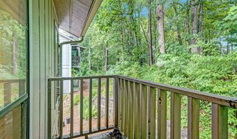 5043 Woodridge, Tucker, GA 30084