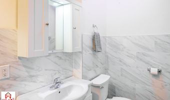 372 Foxboro Dr, Avon, IN 46123