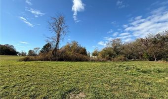 536 W Main Rd, Little Compton, RI 02837