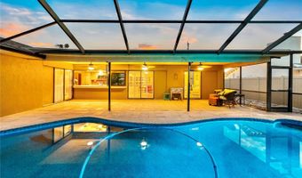 727 FLAMINGO Dr, Apollo Beach, FL 33572