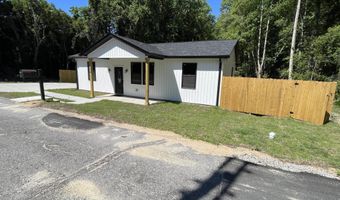 1801 Garden St, Camden, SC 29020