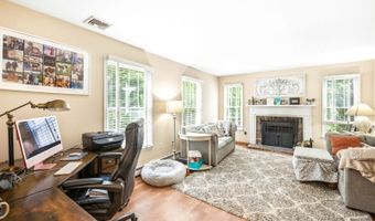 3 Butternut Dr, Alloway, NJ 07462