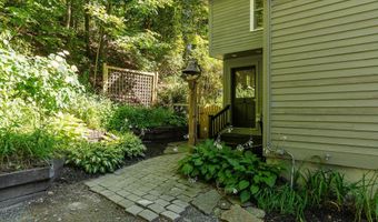 32 Summer St, Alstead, NH 03602