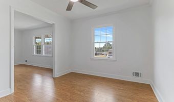 112 Shoally Park Dr, Boiling Springs, SC 29316