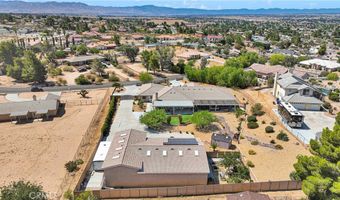 19420 Red Feather Rd, Apple Valley, CA 92307