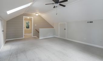 1012 New Dover Rd, Apex, NC 27502