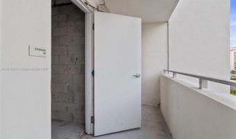 1150 101st St PH 702, Bay Harbor Islands, FL 33154